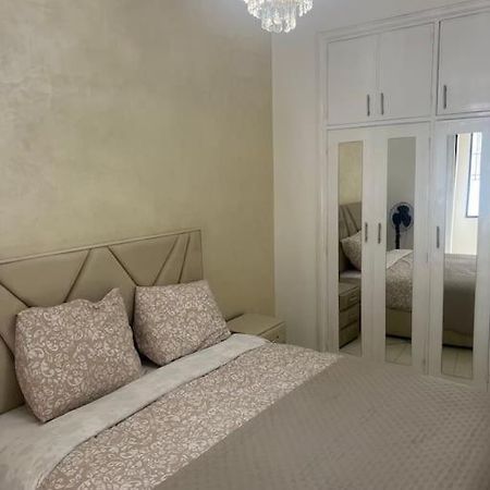 Appartement Centre 600M Plage Tanger Buitenkant foto